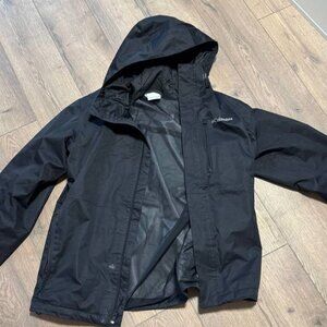 Columbia,black M